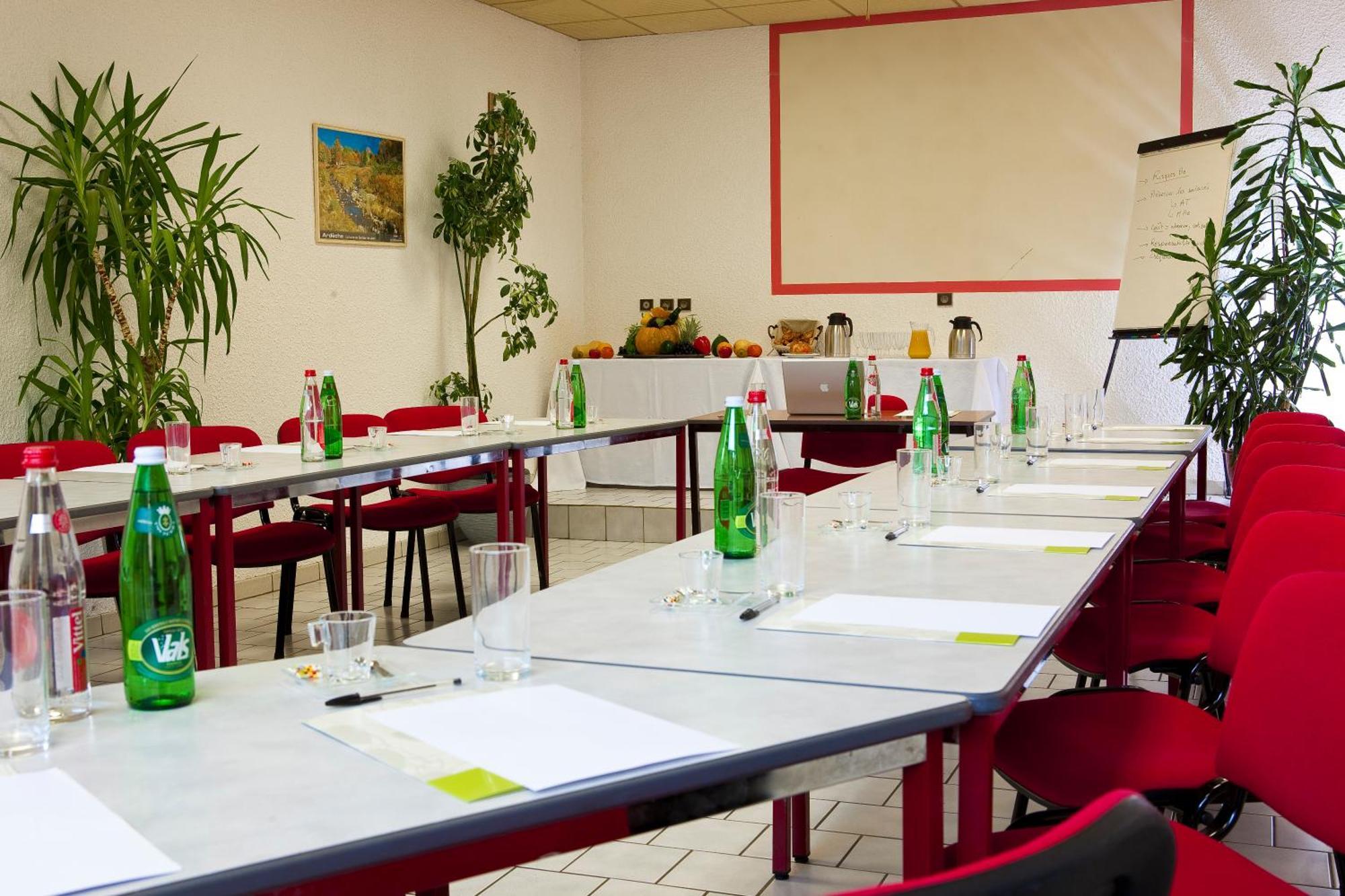 Logis Hotel Restaurant Azalees Tournon-sur-Rhone Buitenkant foto