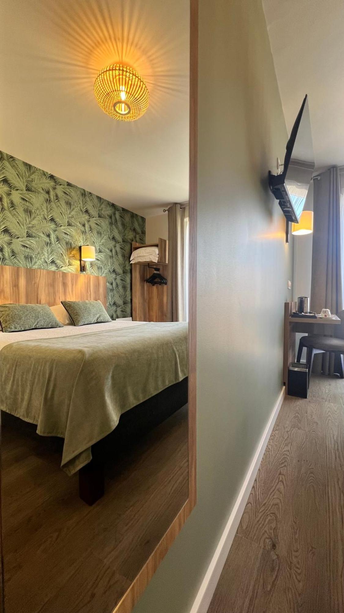 Logis Hotel Restaurant Azalees Tournon-sur-Rhone Buitenkant foto